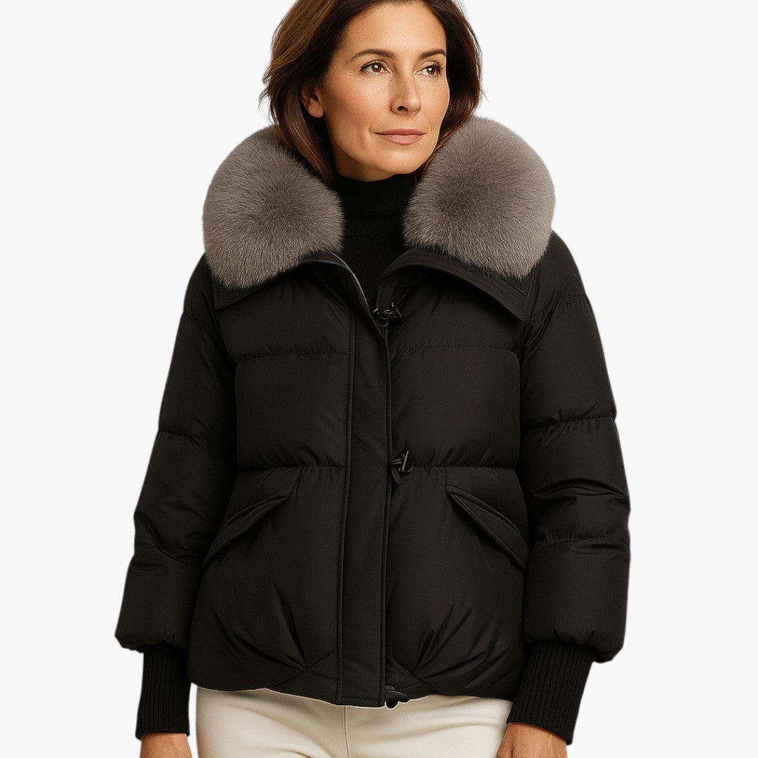 Kurze Damenjacke mit Steppoptik – Wintermodell